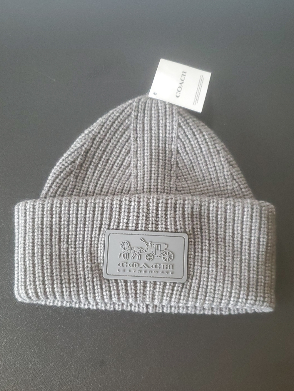 COACH CLASSIC RIBBED KNIT BEANIE WITH LOGO PATCH IN DOVE GREY /ONE SIZE
